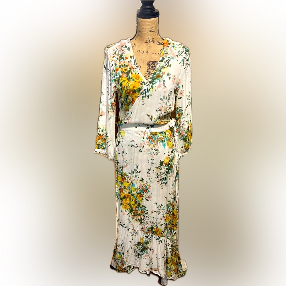 Lovestitch Floral Wrap Maxi Dress NWT Ruffles Hi lo Boho Size M Wedding Party